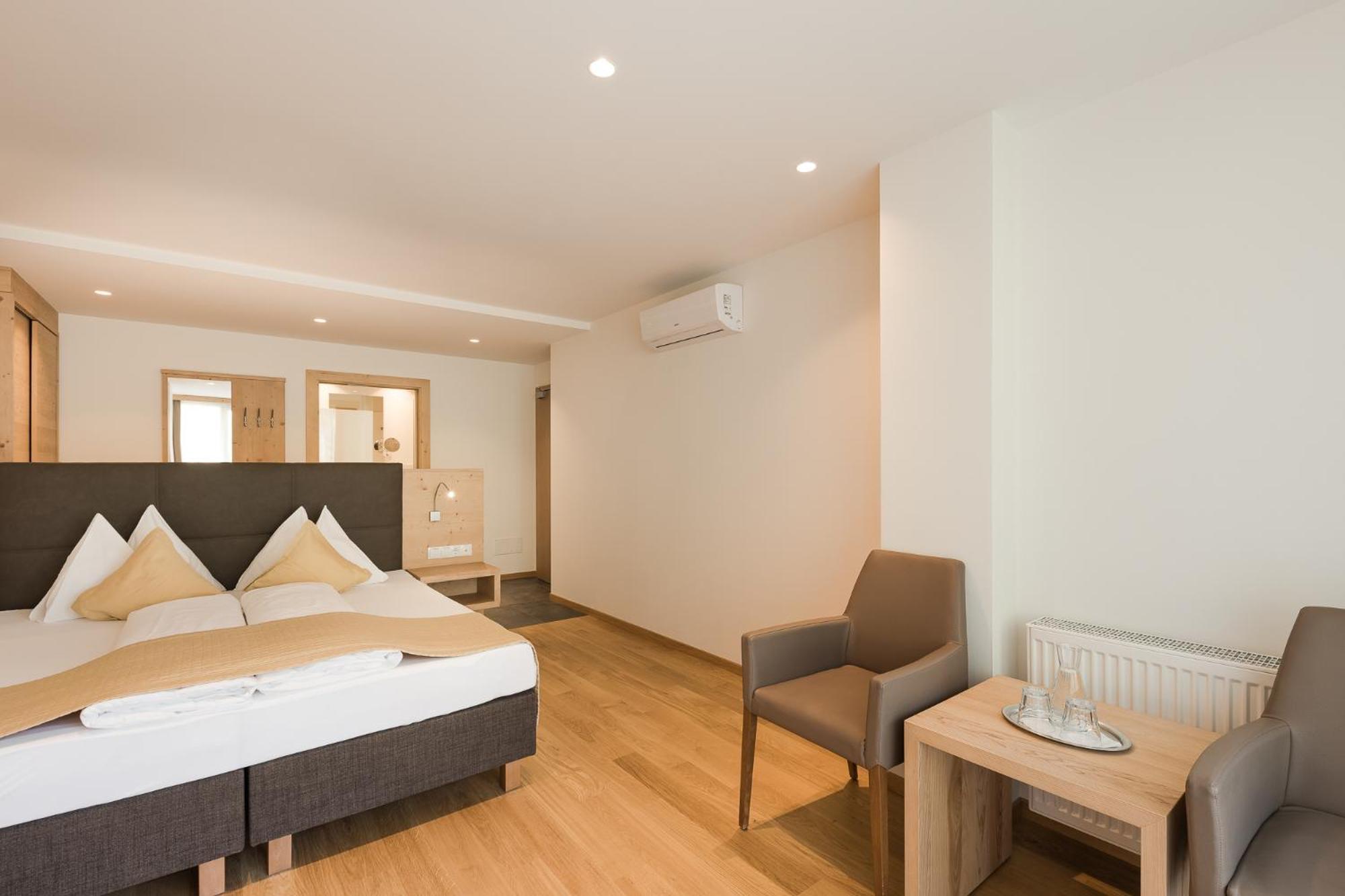 Hotel Kiendl Schenna Oda fotoğraf