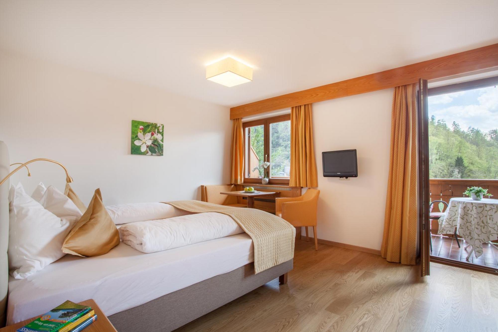 Hotel Kiendl Schenna Oda fotoğraf