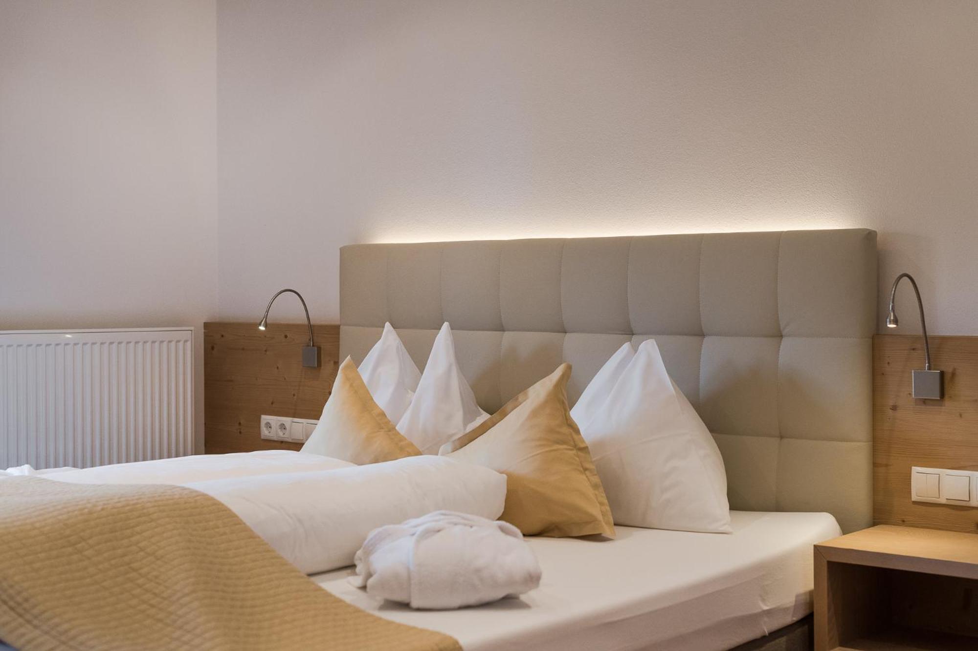 Hotel Kiendl Schenna Oda fotoğraf
