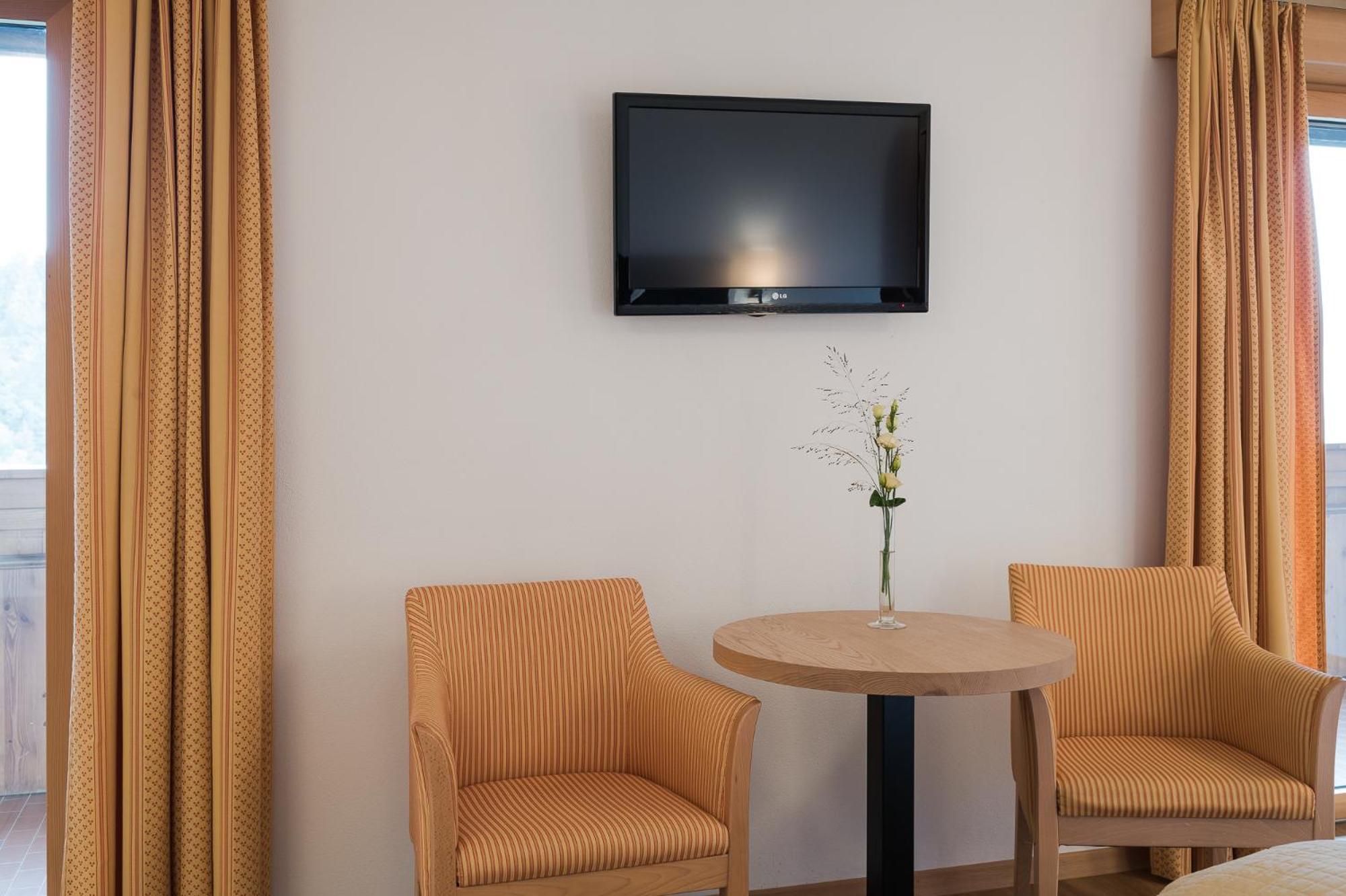 Hotel Kiendl Schenna Oda fotoğraf