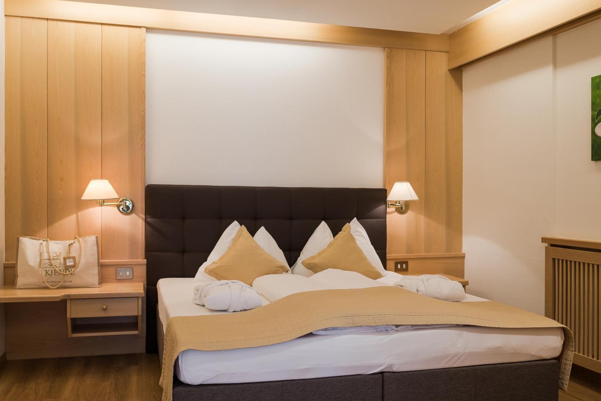 Hotel Kiendl Schenna Oda fotoğraf